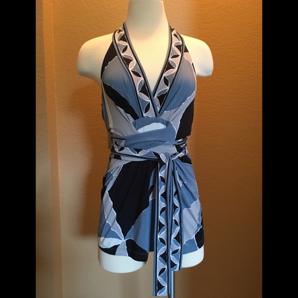 BCBGMAXAZRIA - Geometric Halter Top - Picture 1 of 4